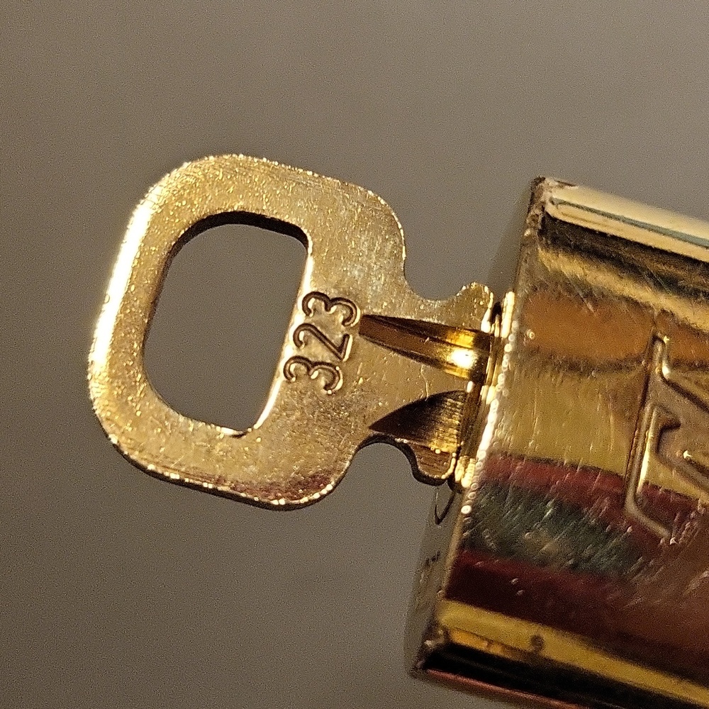 Louis Vuitton Authentic Lock & Key - Picture 4 of 16